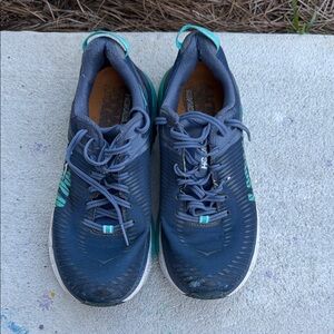 Hoka one Arabic 2 size 7.5 Athletic Shoes